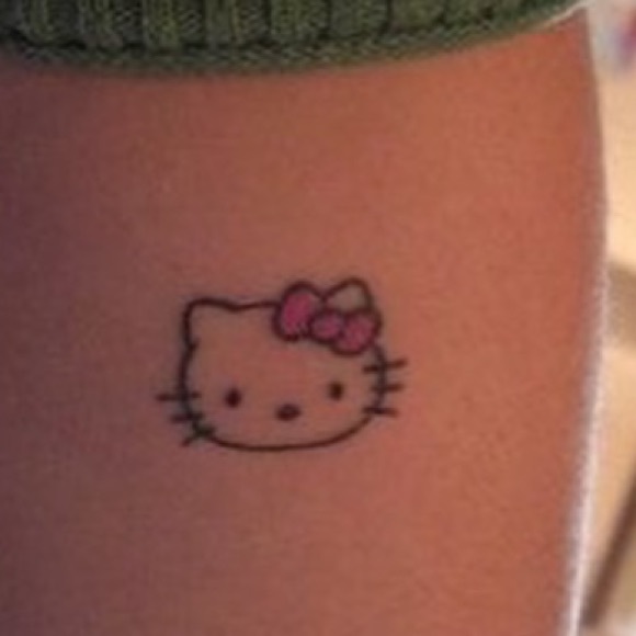 Meet your Posher, Ashley - Picture 1 of 1